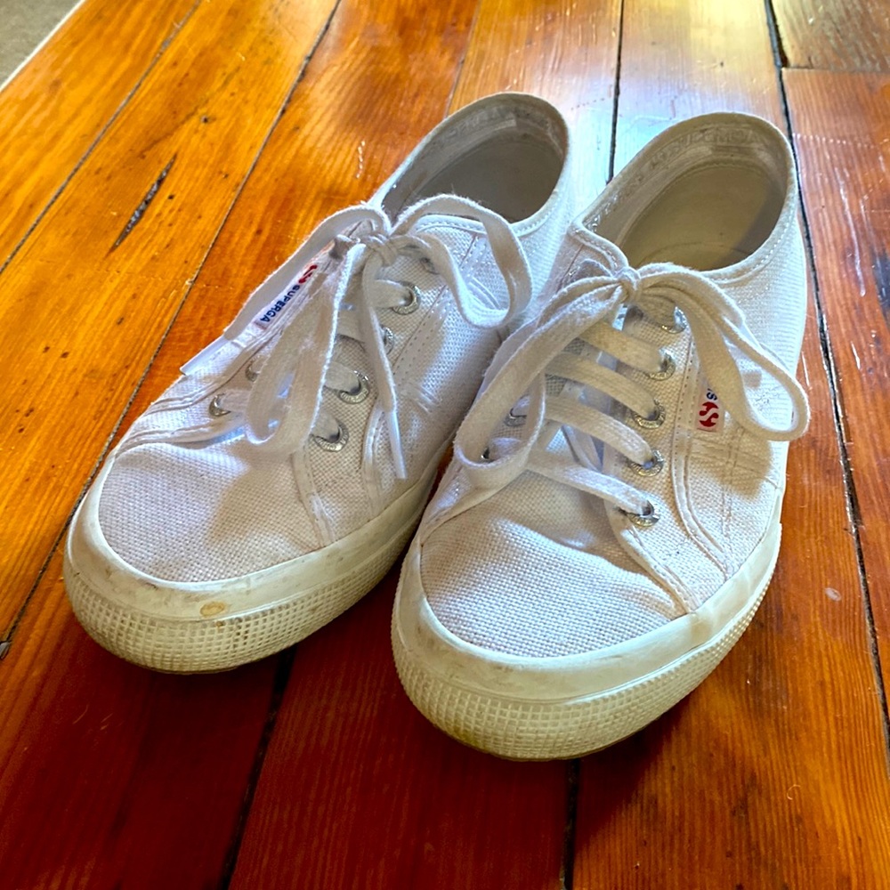 Superga white tennis shoes 7.5